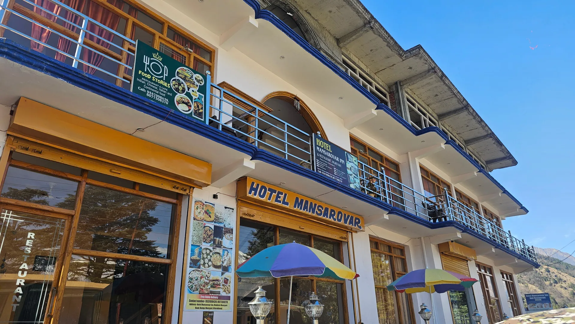Hotel Mansarovar Inn Facade