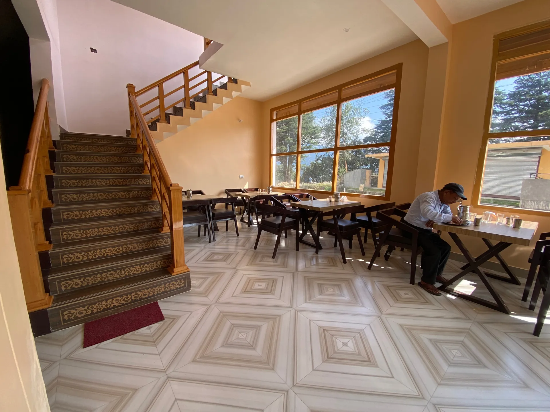 Hotel Mansarovar Inn Restaurant