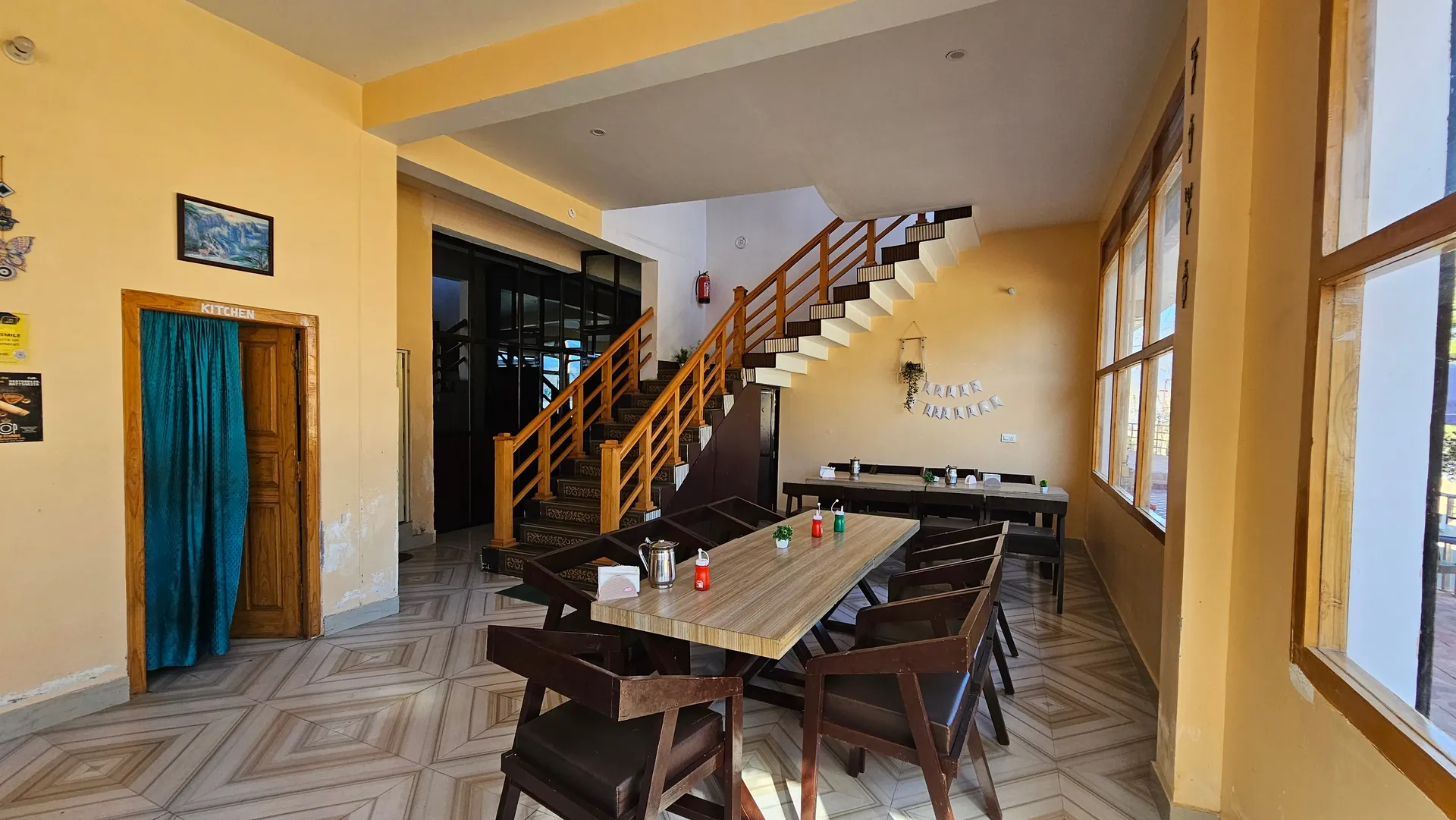 Hotel Mansarovar Inn Restaurant