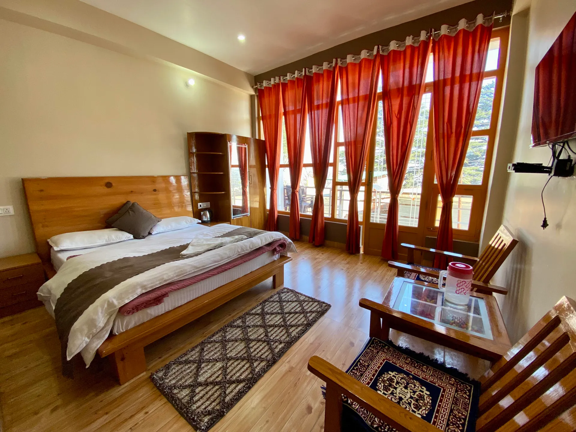 Hotel Mansarovar Inn Room