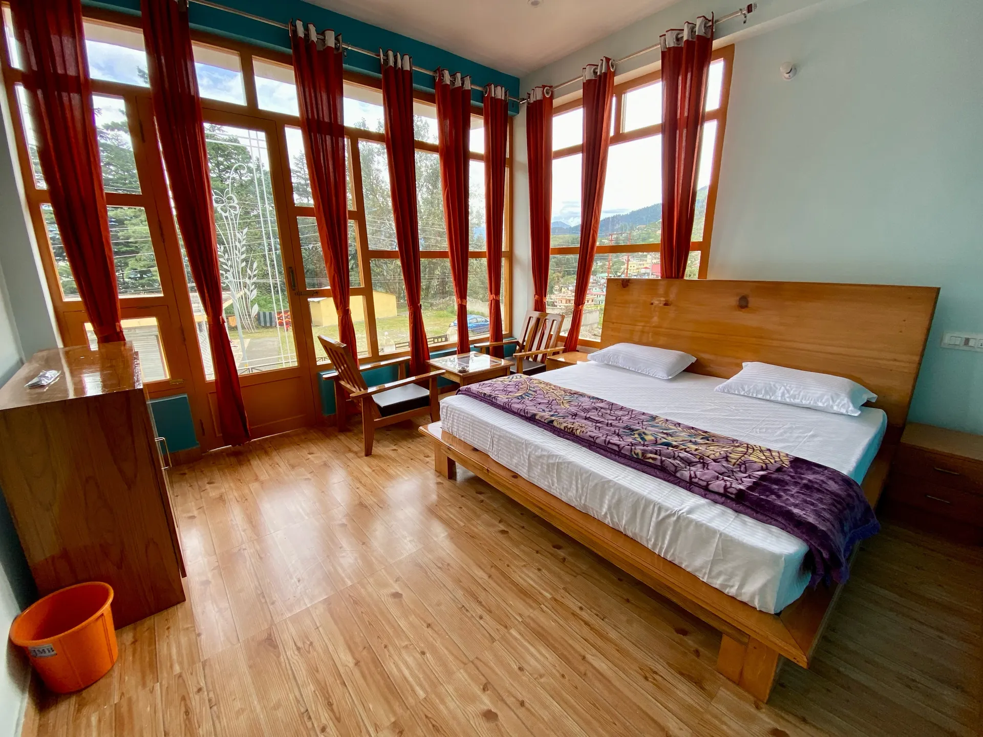Hotel Mansarovar Inn Room