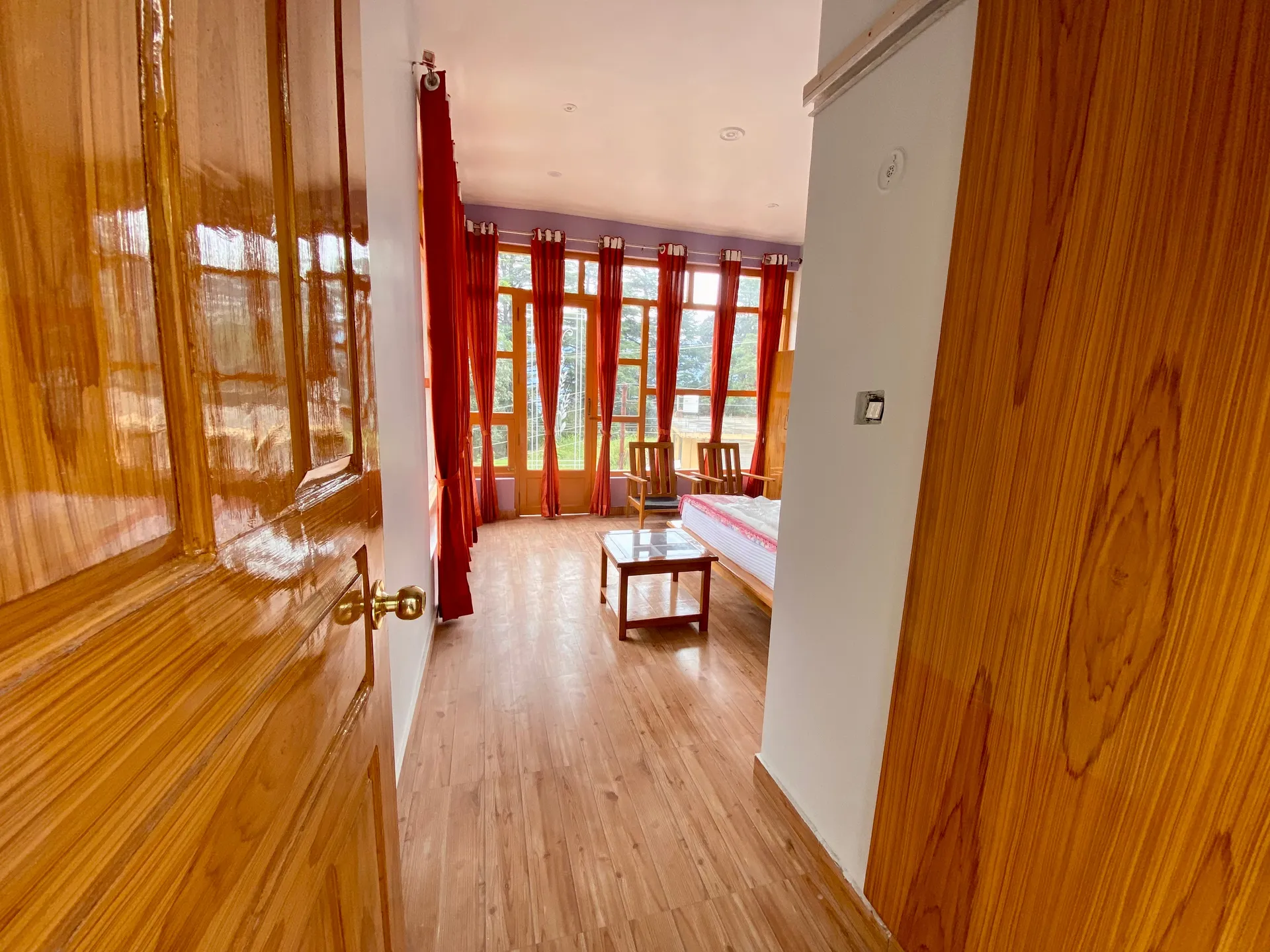 Hotel Mansarovar Inn Room