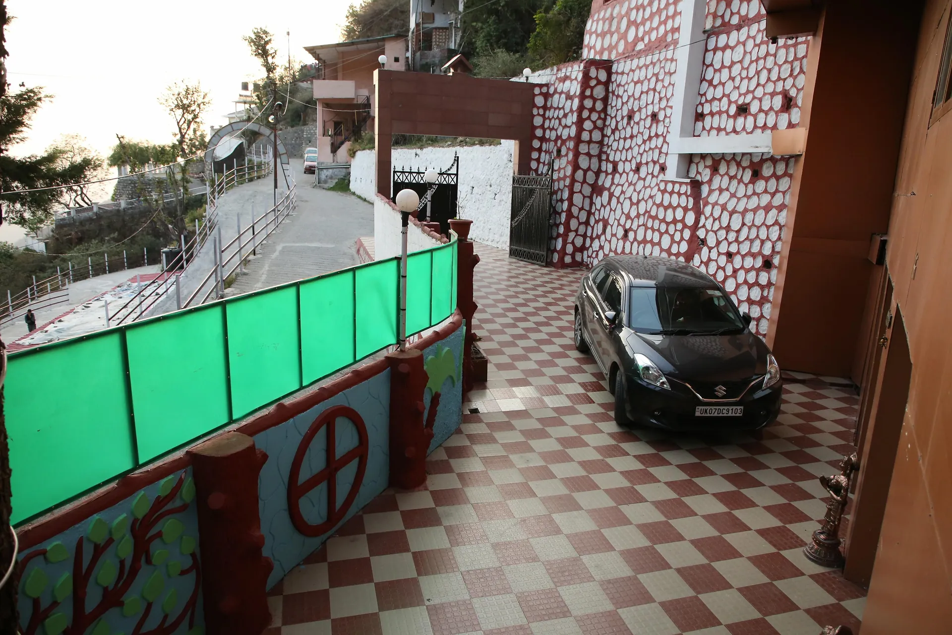 CEYONE CLASSIC FALL RESORT Entrance
