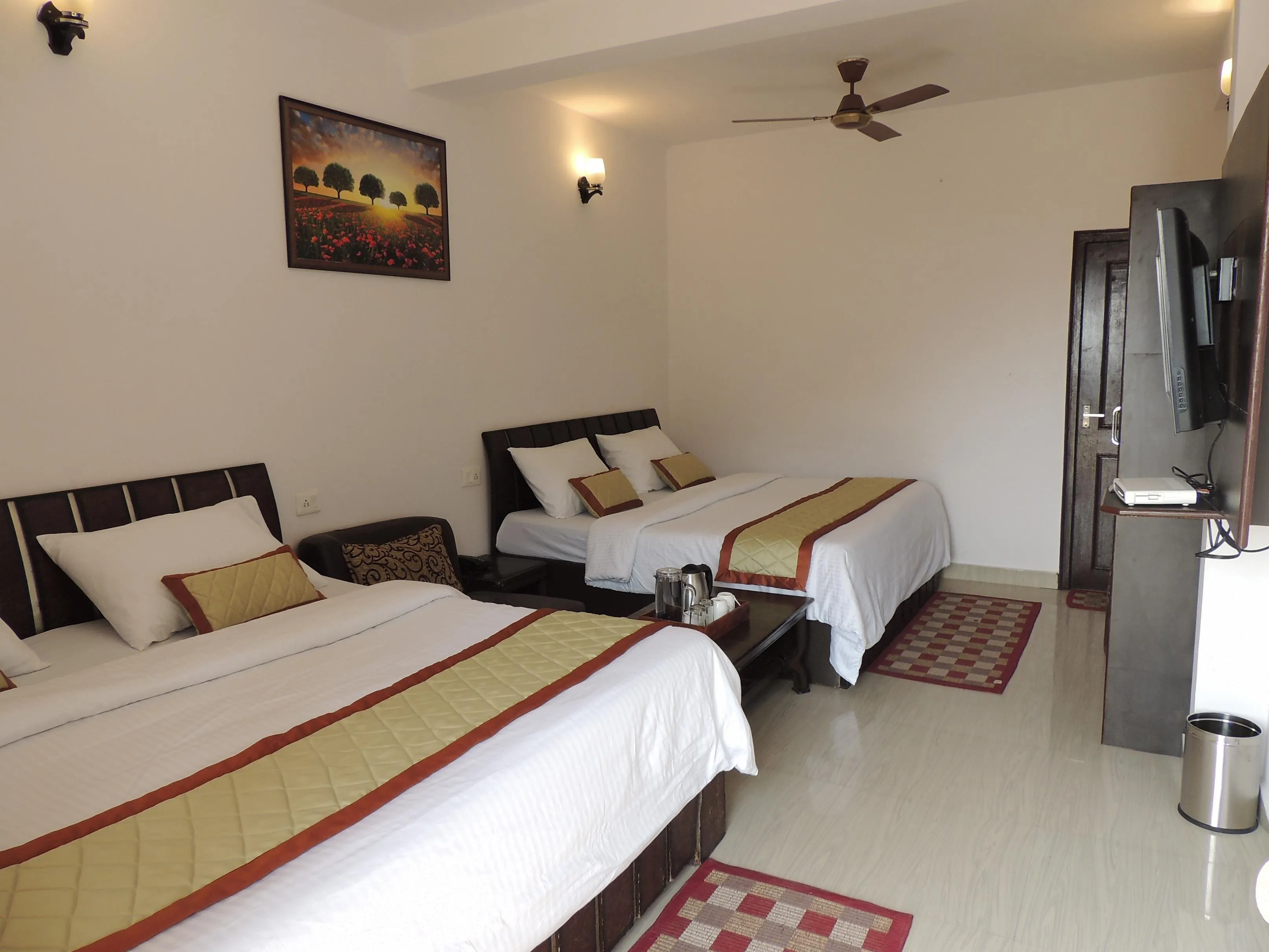 CEYONE CLASSIC FALL RESORT Room