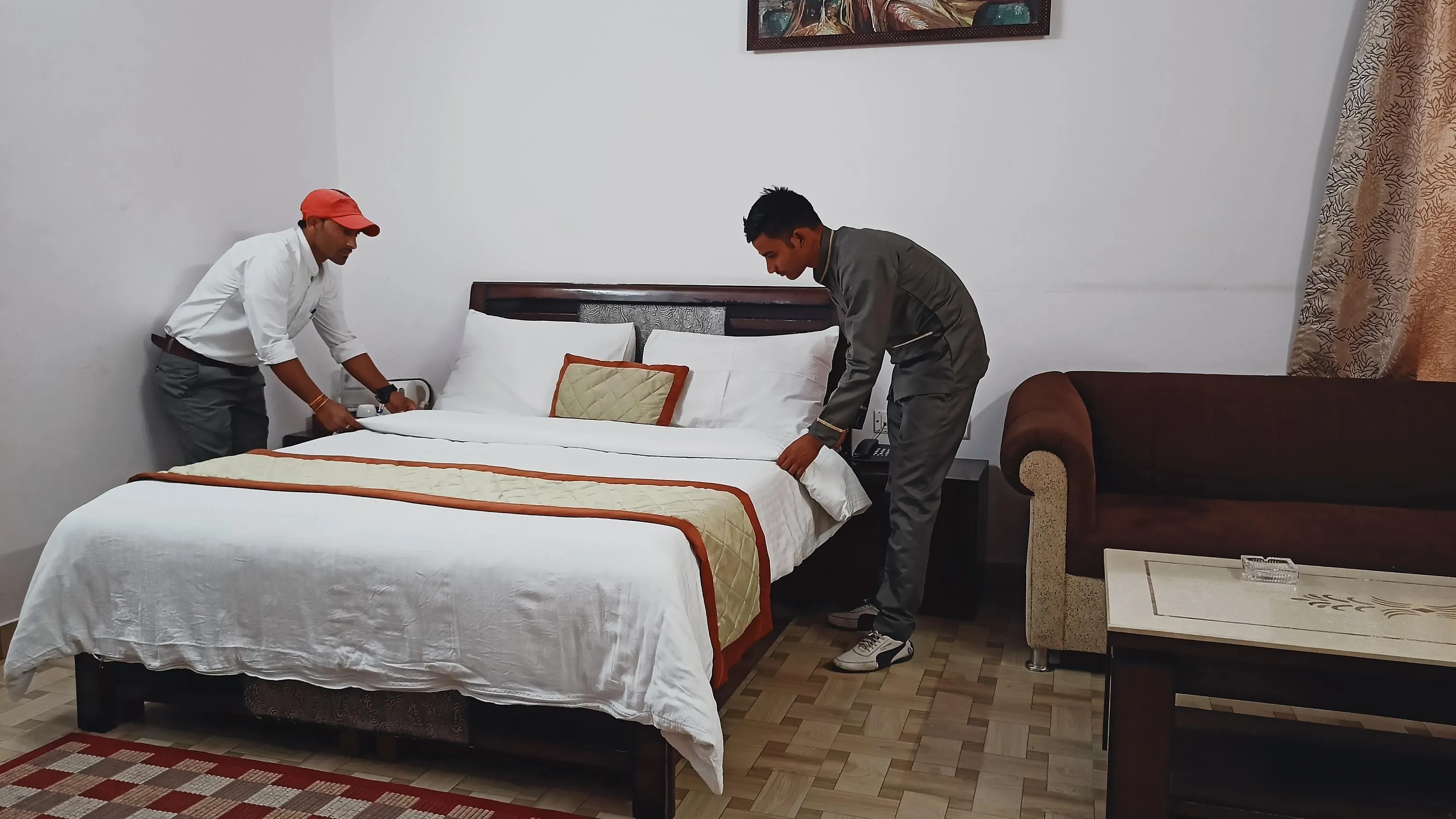 CEYONE CLASSIC FALL RESORT Room