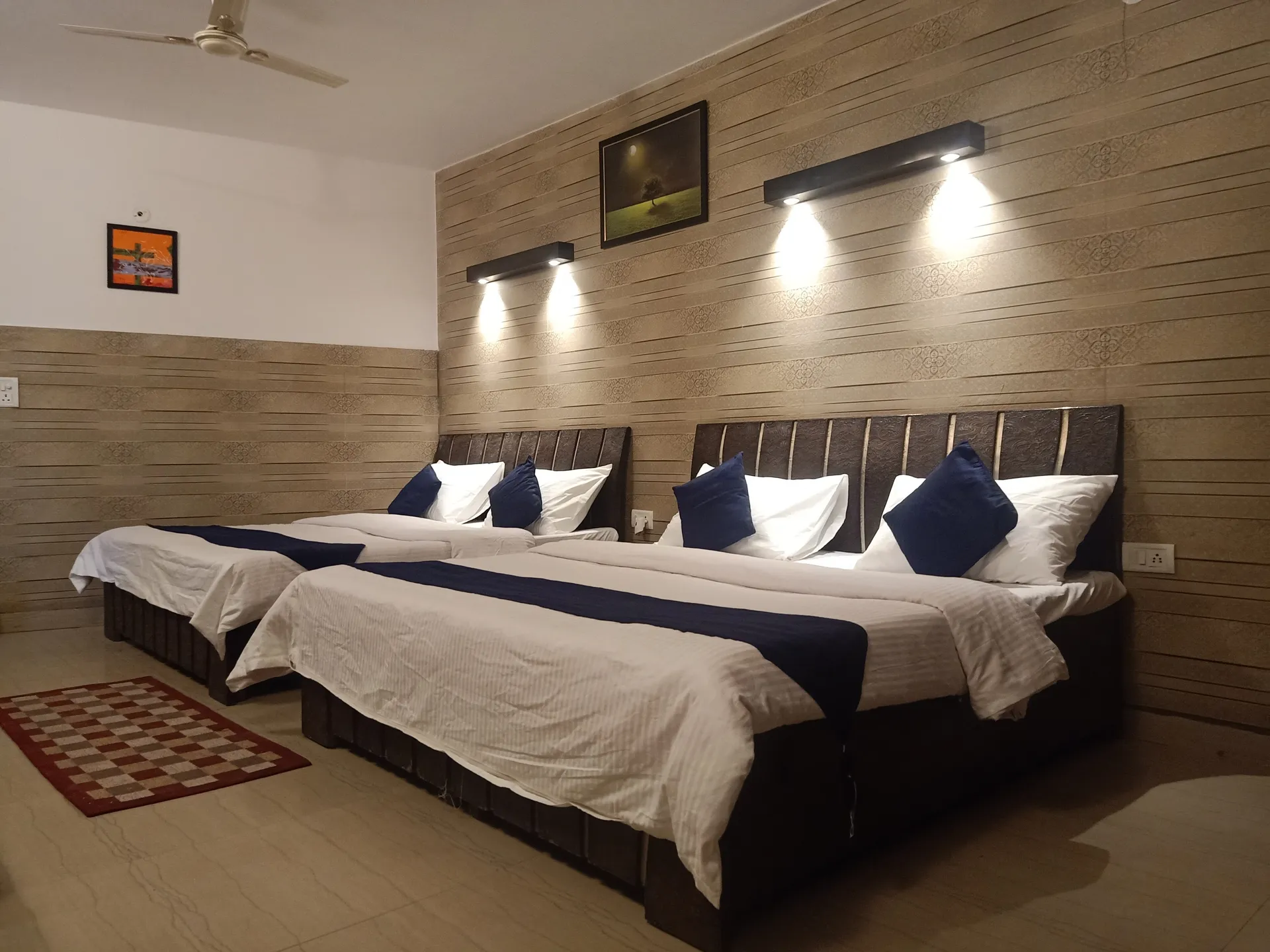 CEYONE CLASSIC FALL RESORT Room