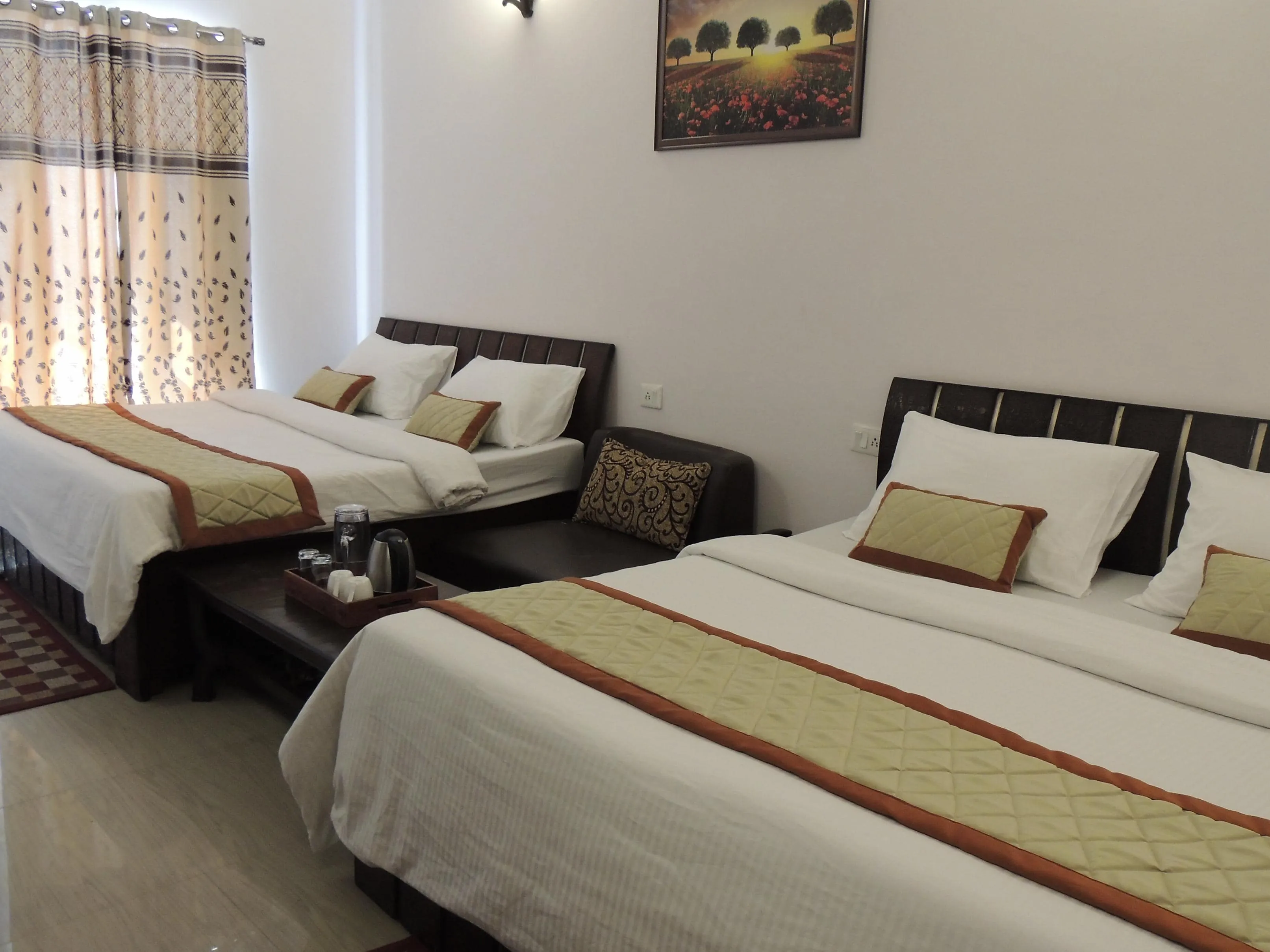 CEYONE CLASSIC FALL RESORT Room