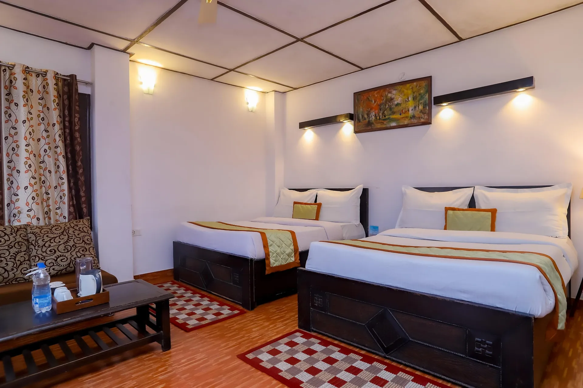 CEYONE CLASSIC FALL RESORT Room