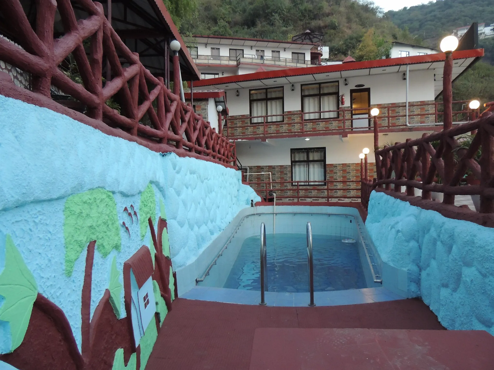 CEYONE CLASSIC FALL RESORT Swimming Pool
