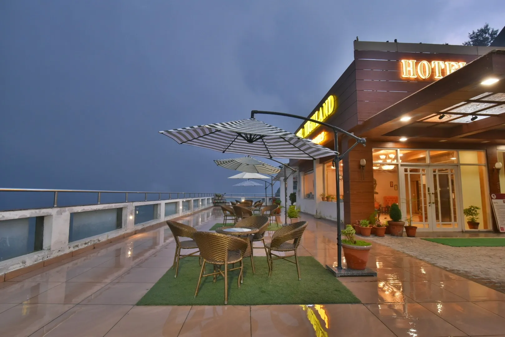 DLS Highland resort and Spa Entrance