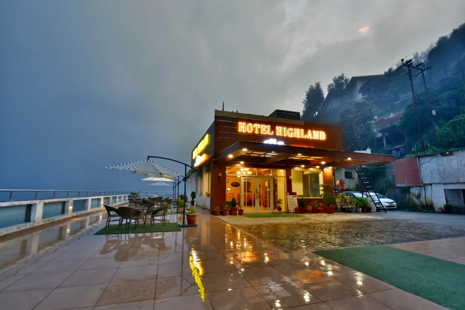 DLS Highland resort and Spa Entrance