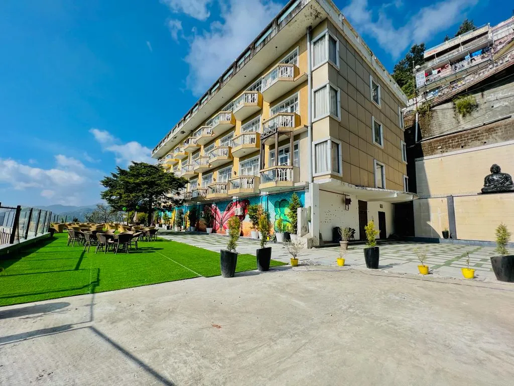DLS Highland resort and Spa Facade