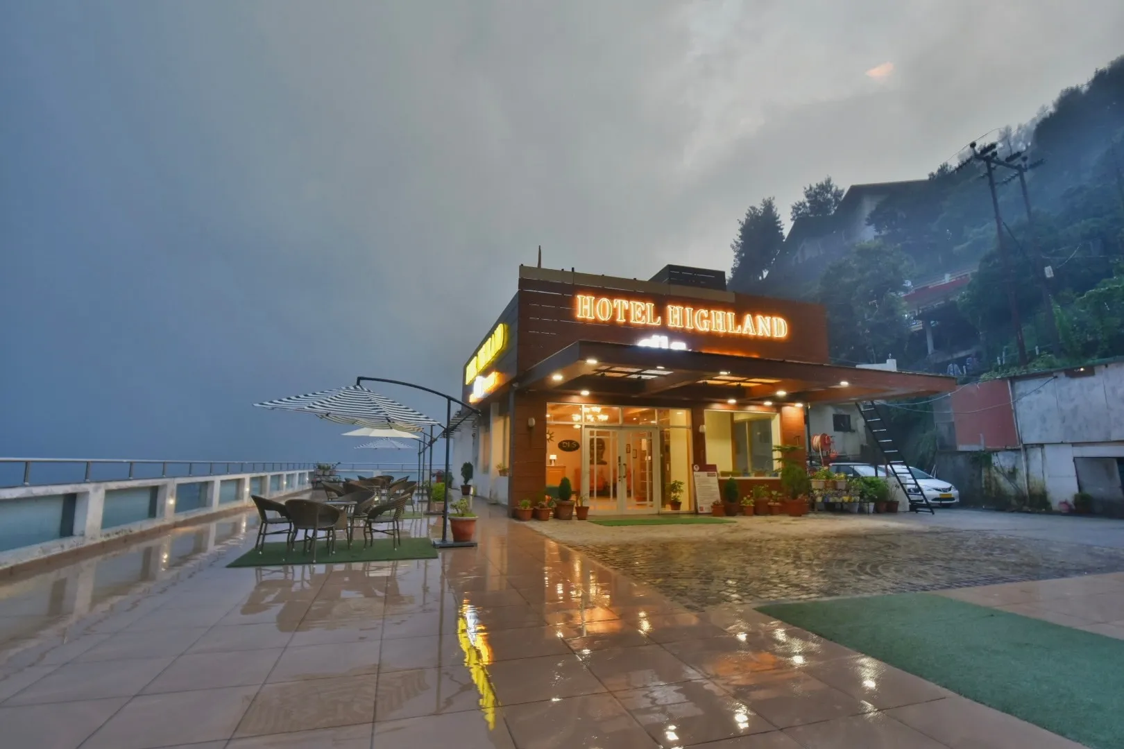 DLS Highland resort and Spa Facade