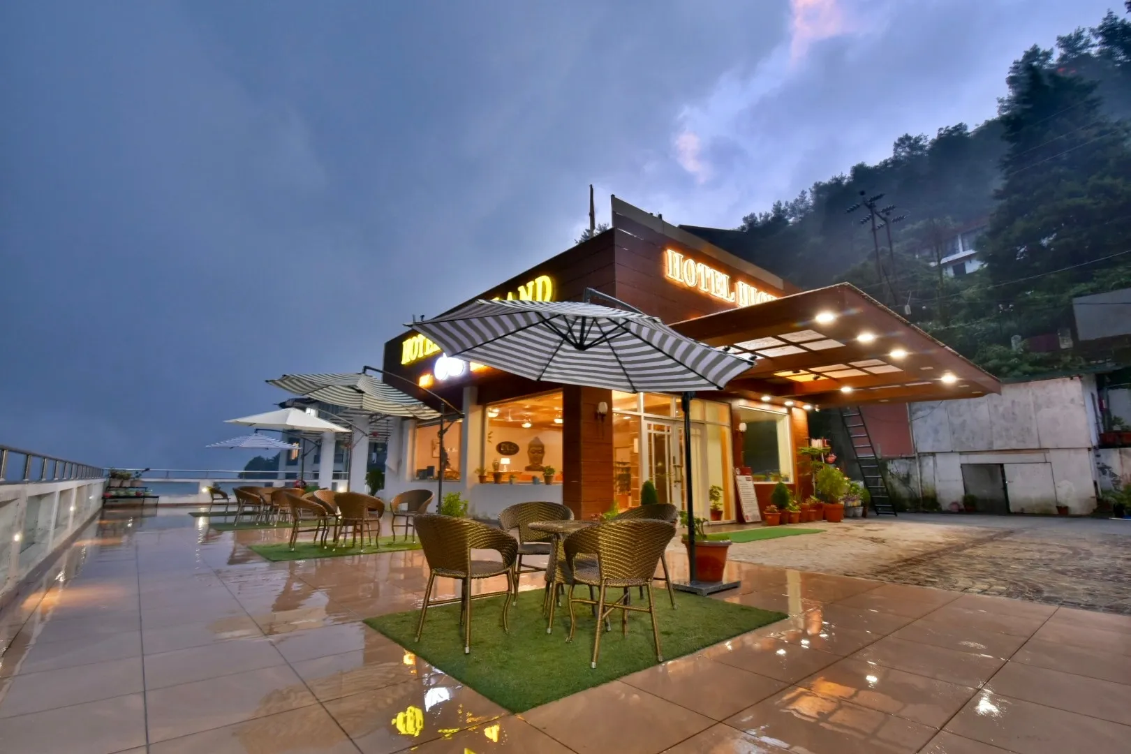 DLS Highland resort and Spa Facade