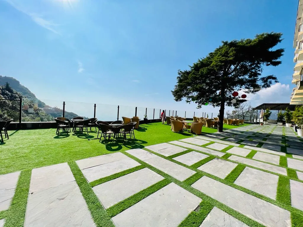 DLS Highland resort and Spa Outdoors