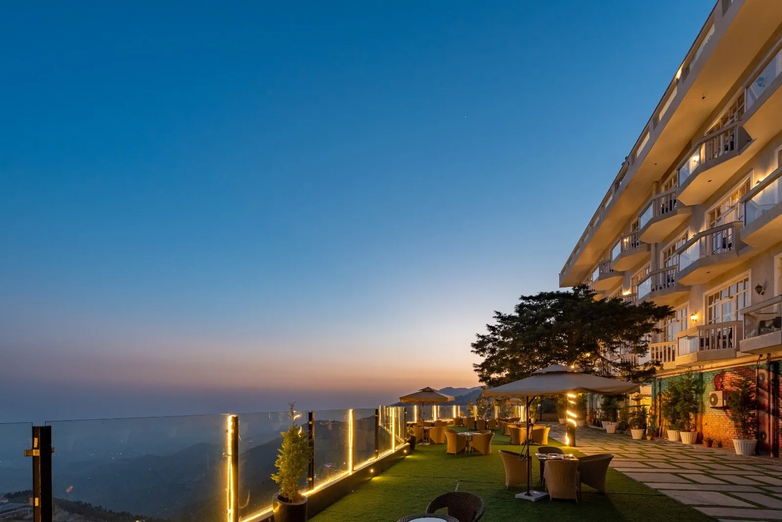 DLS Highland resort and Spa Outdoors