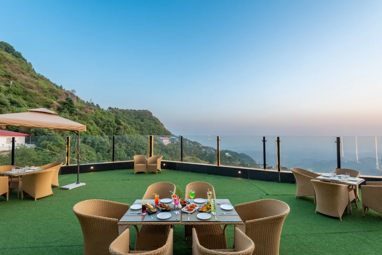 DLS Highland resort and Spa Outdoors