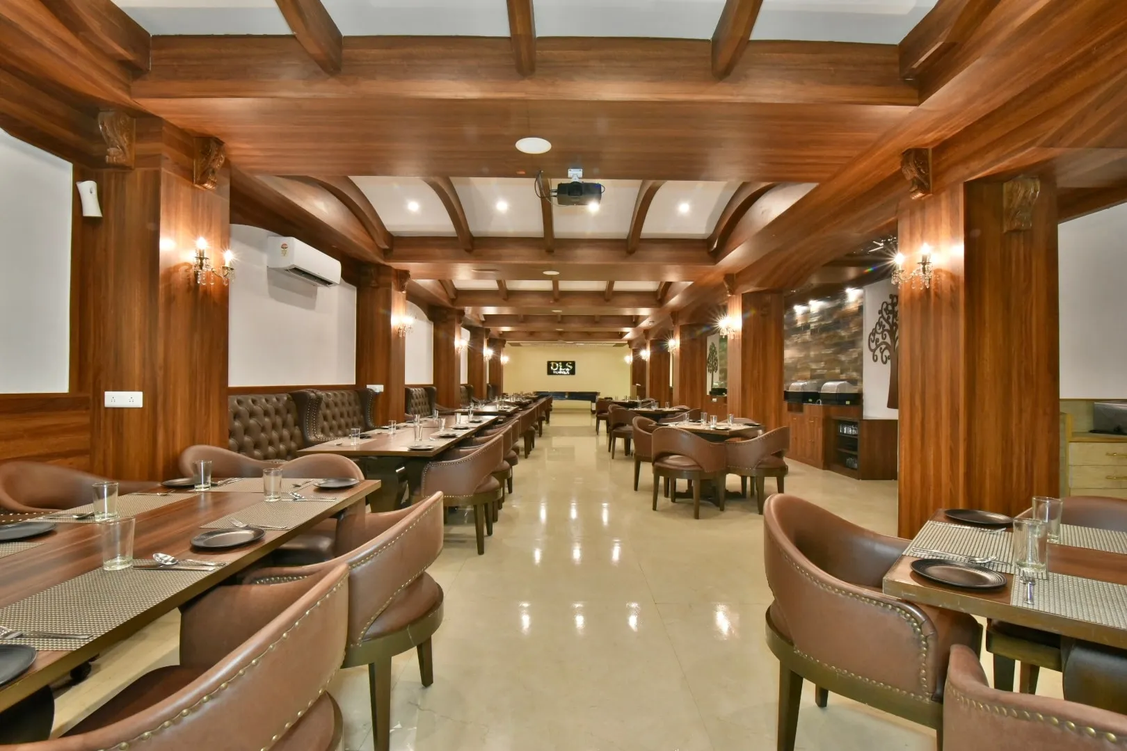 DLS Highland resort and Spa Restaurant