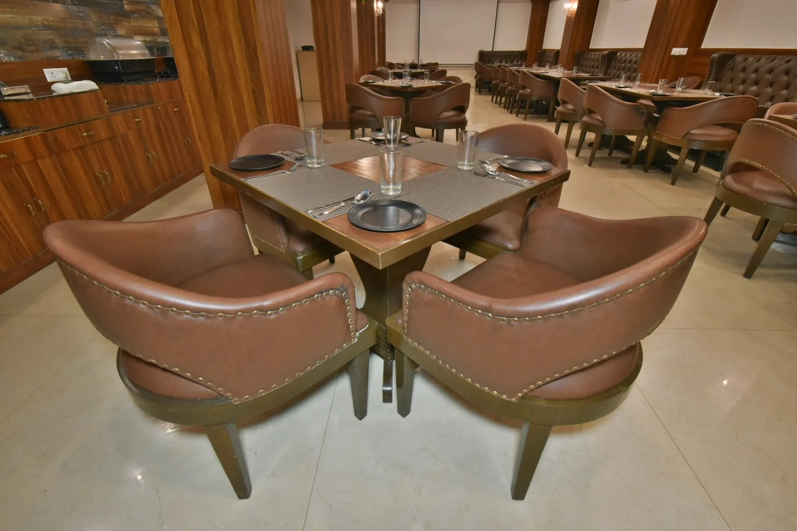 DLS Highland resort and Spa Restaurant
