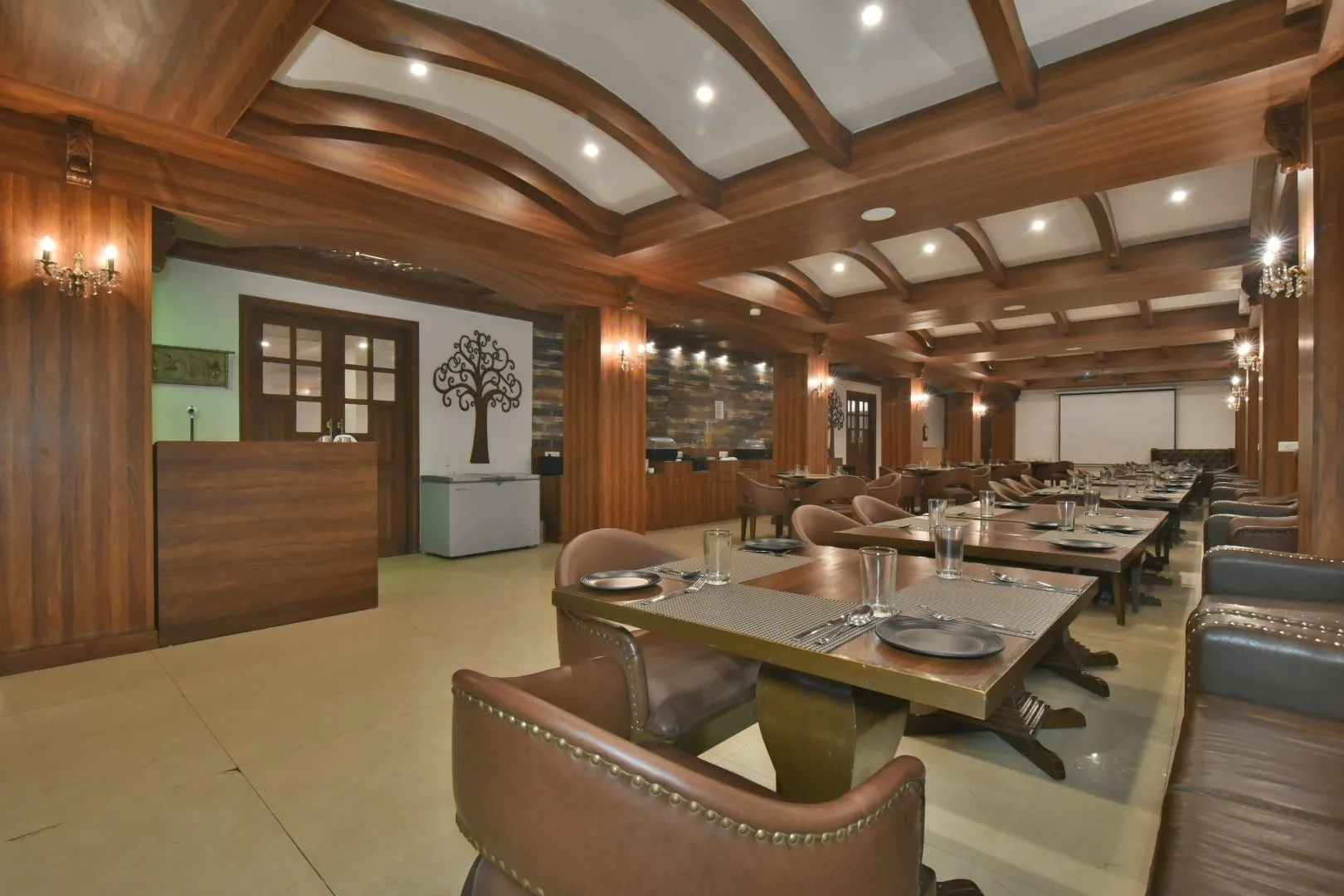 DLS Highland resort and Spa Restaurant