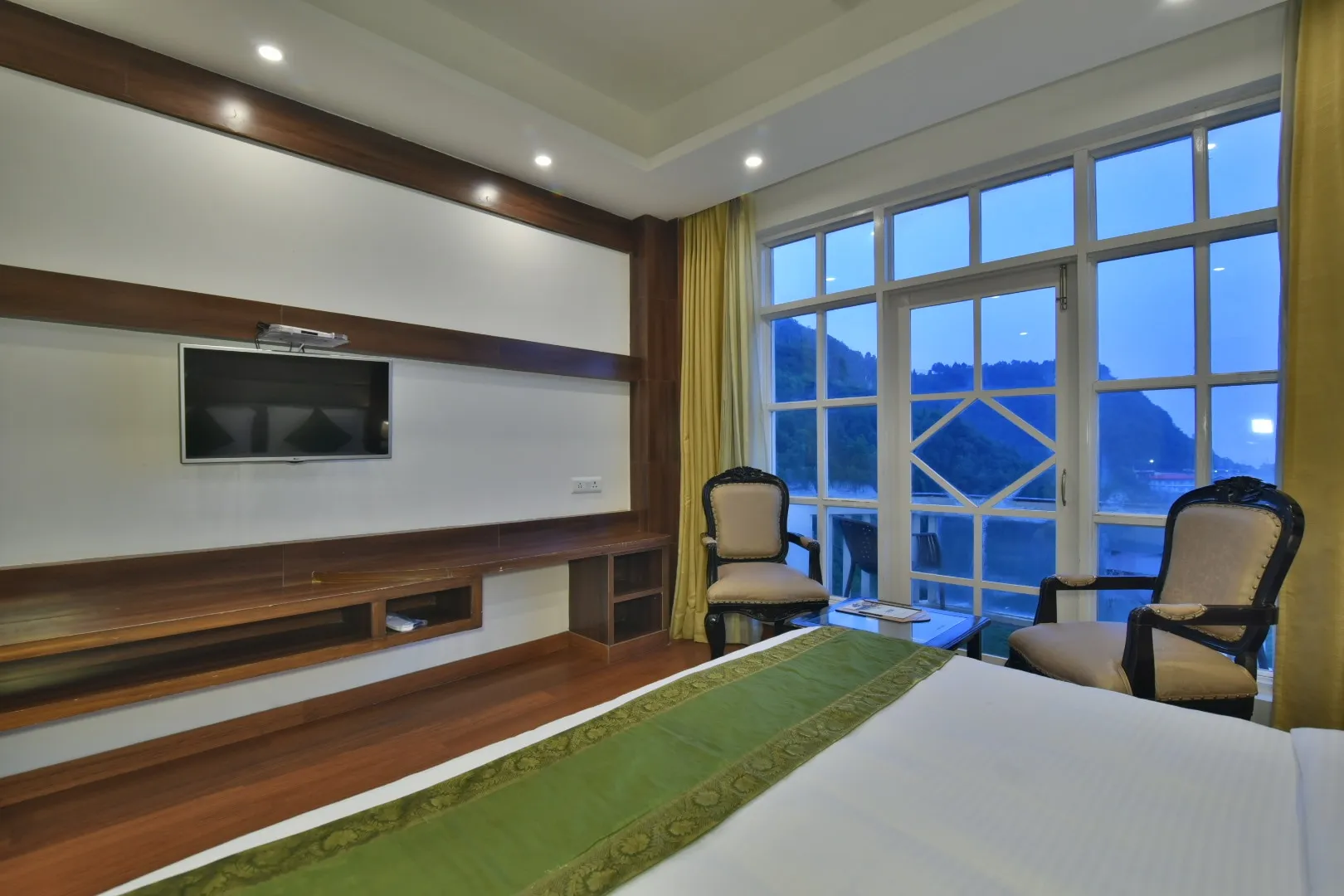 DLS Highland resort and Spa Room