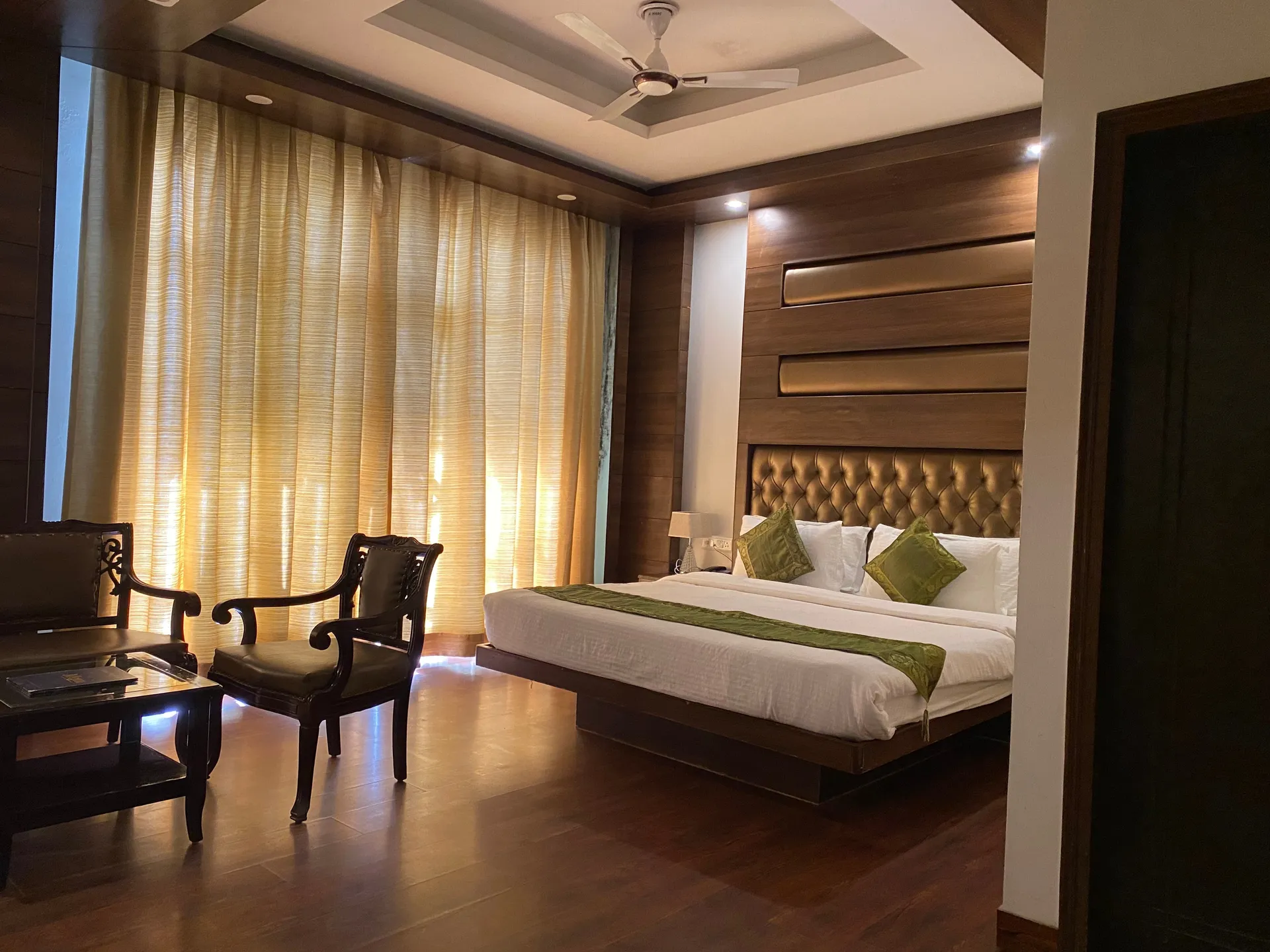 DLS Highland resort and Spa Room