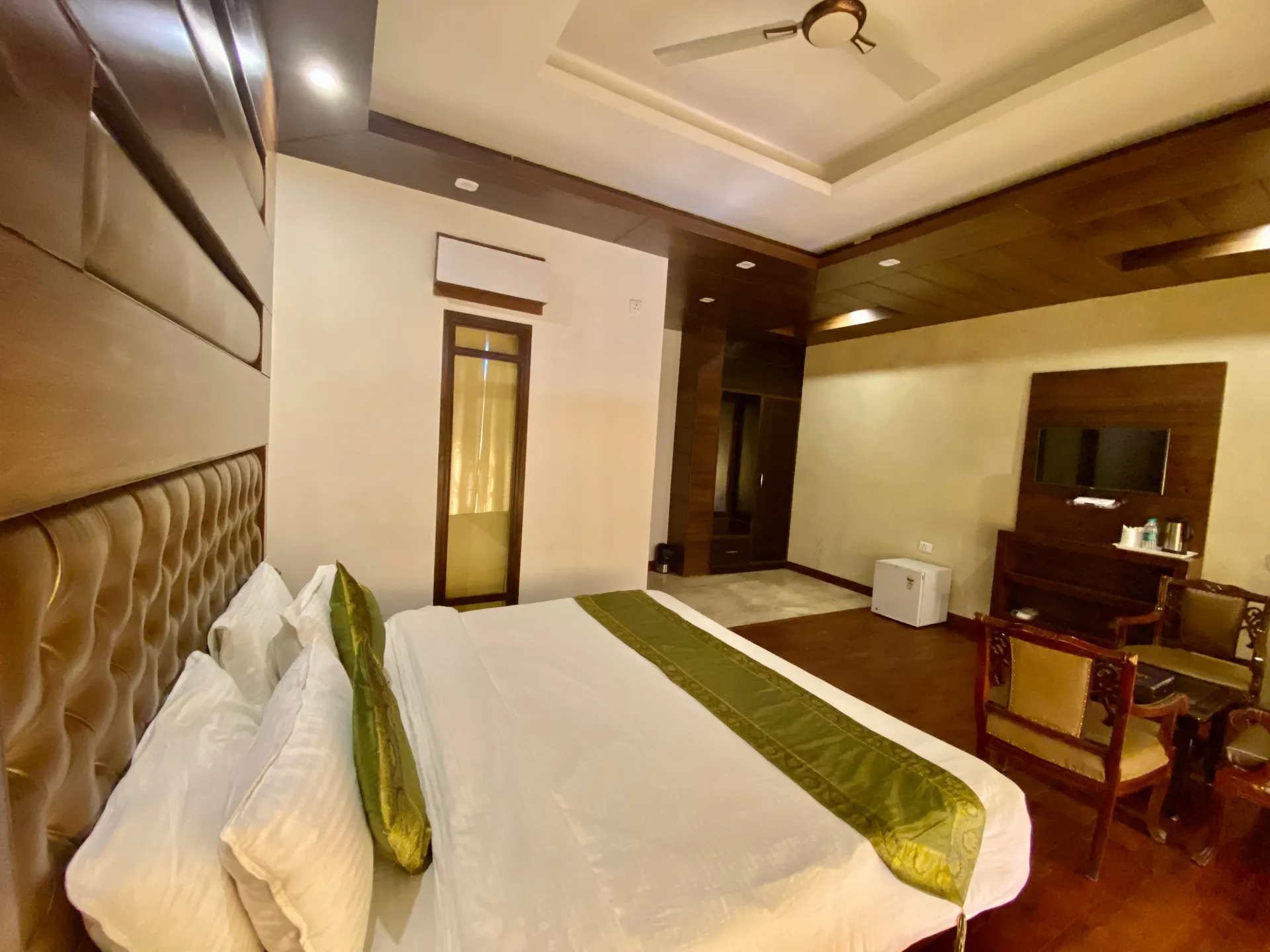 DLS Highland resort and Spa Room