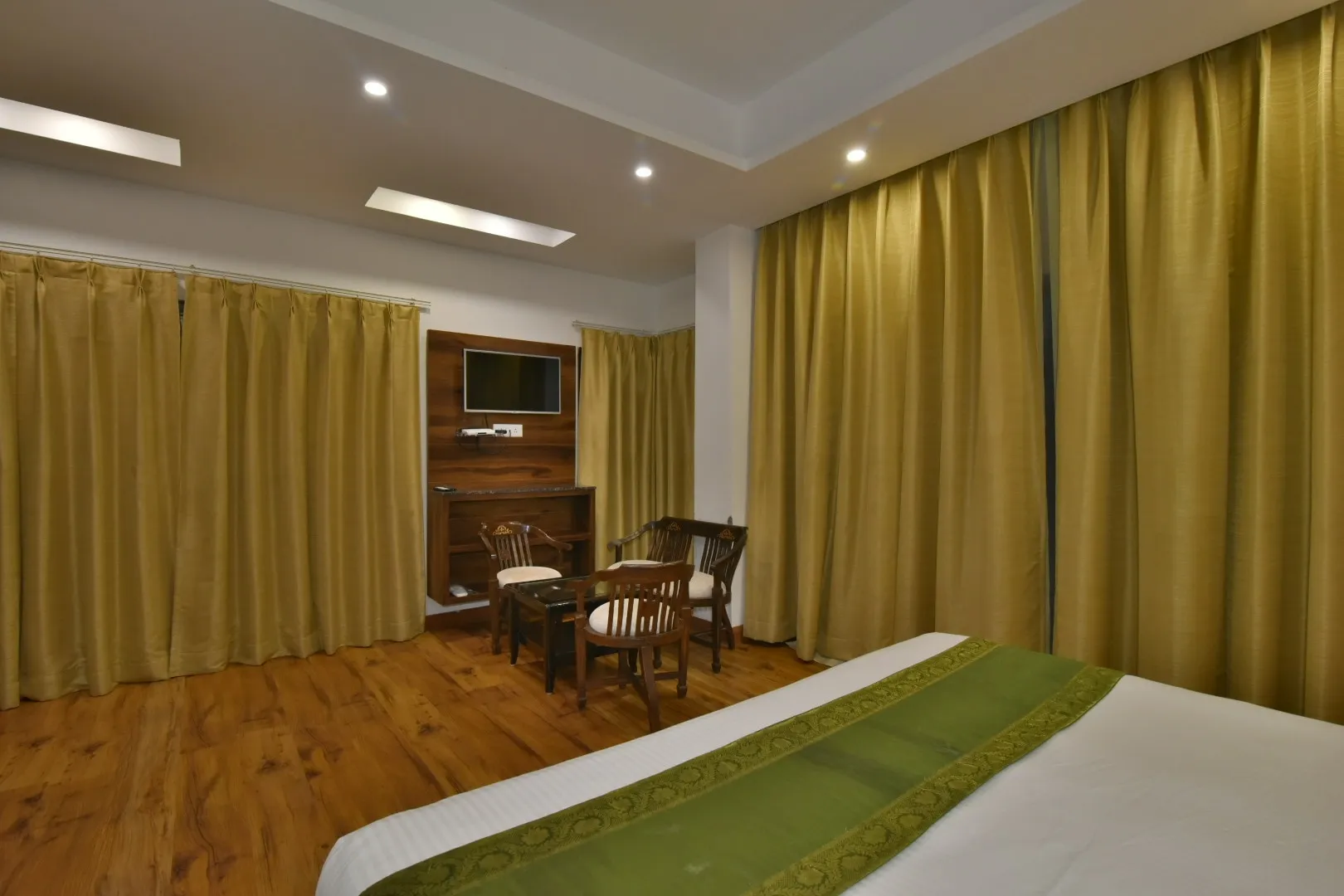 DLS Highland resort and Spa Room