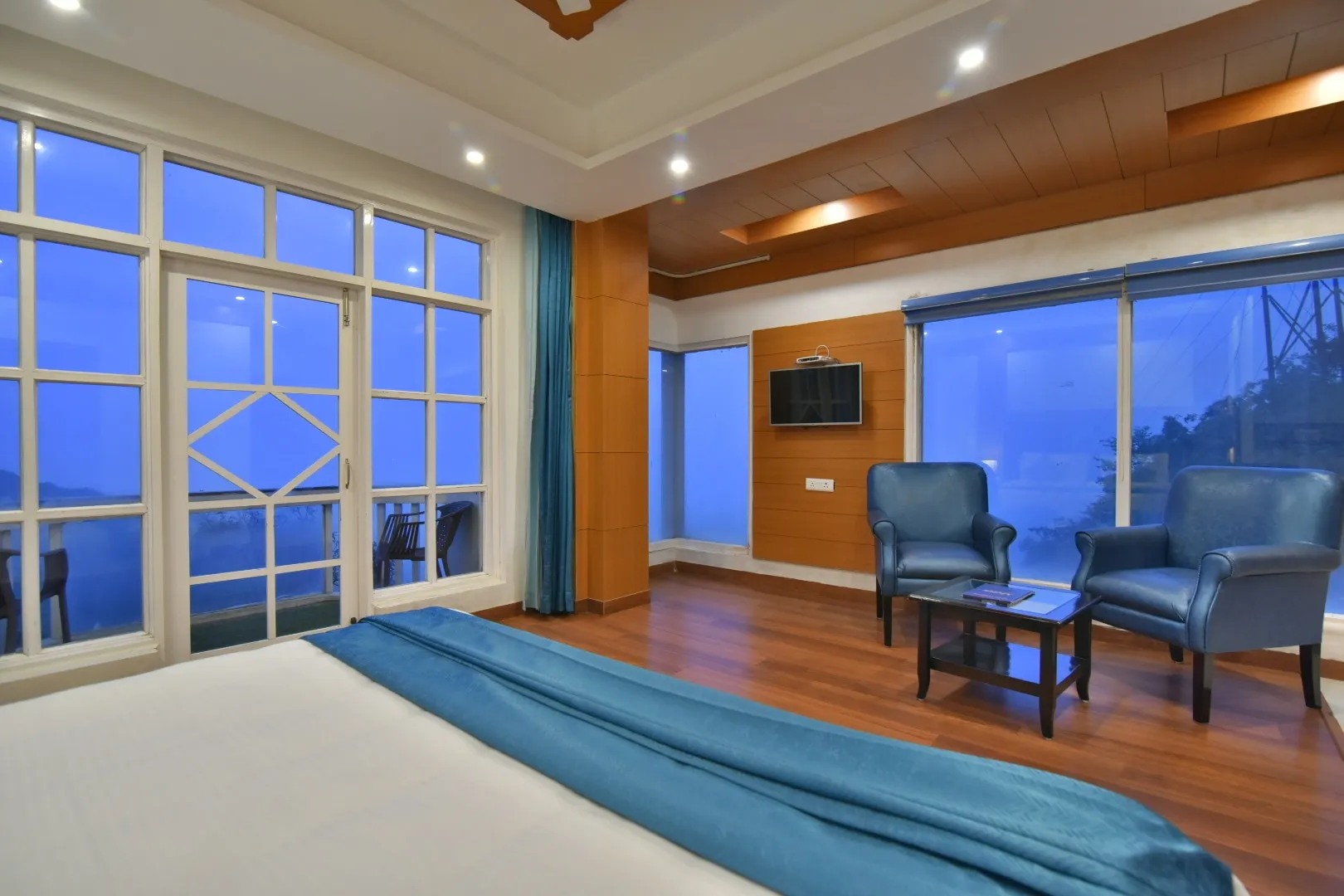 DLS Highland resort and Spa Room