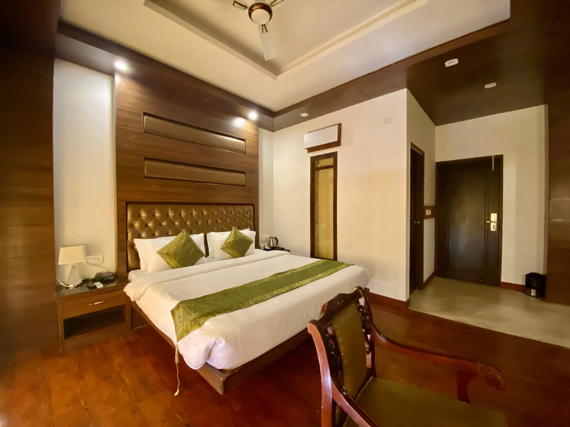 DLS Highland resort and Spa Room
