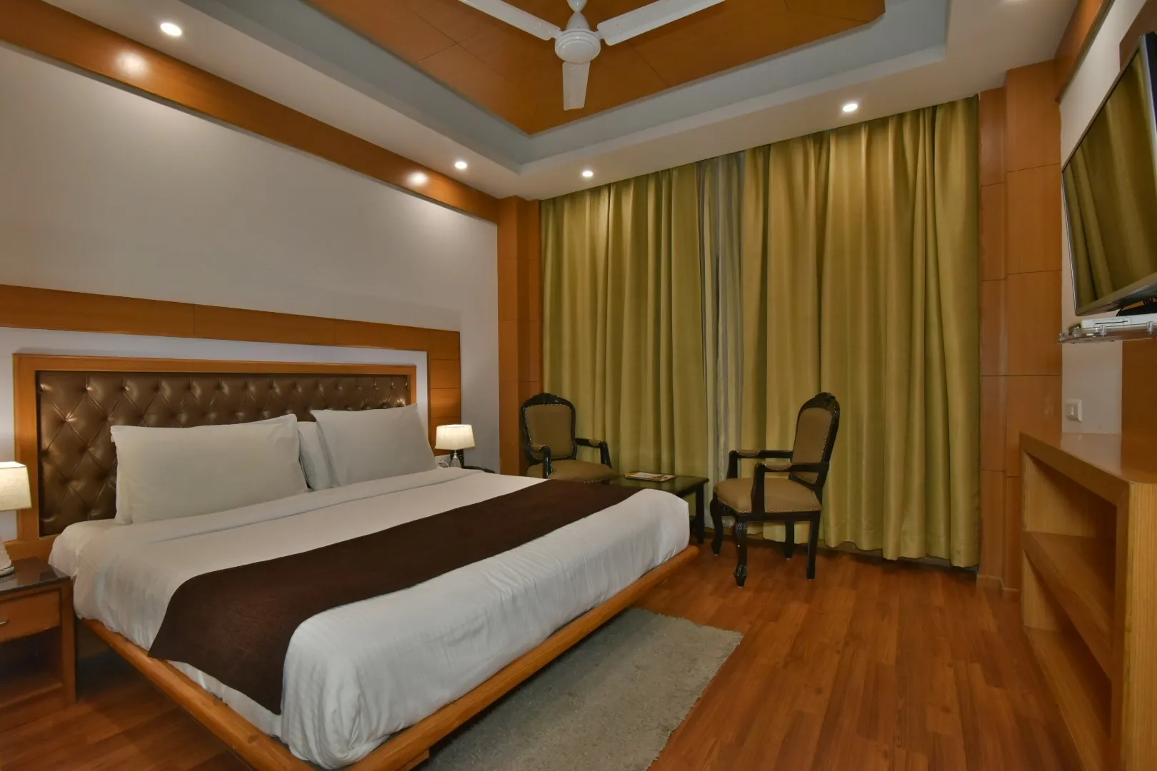 DLS Highland resort and Spa Room