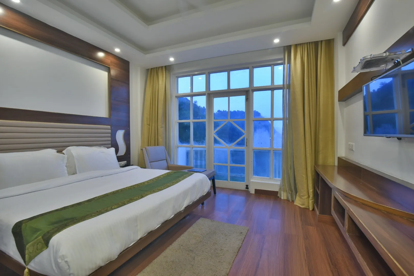 DLS Highland resort and Spa Room