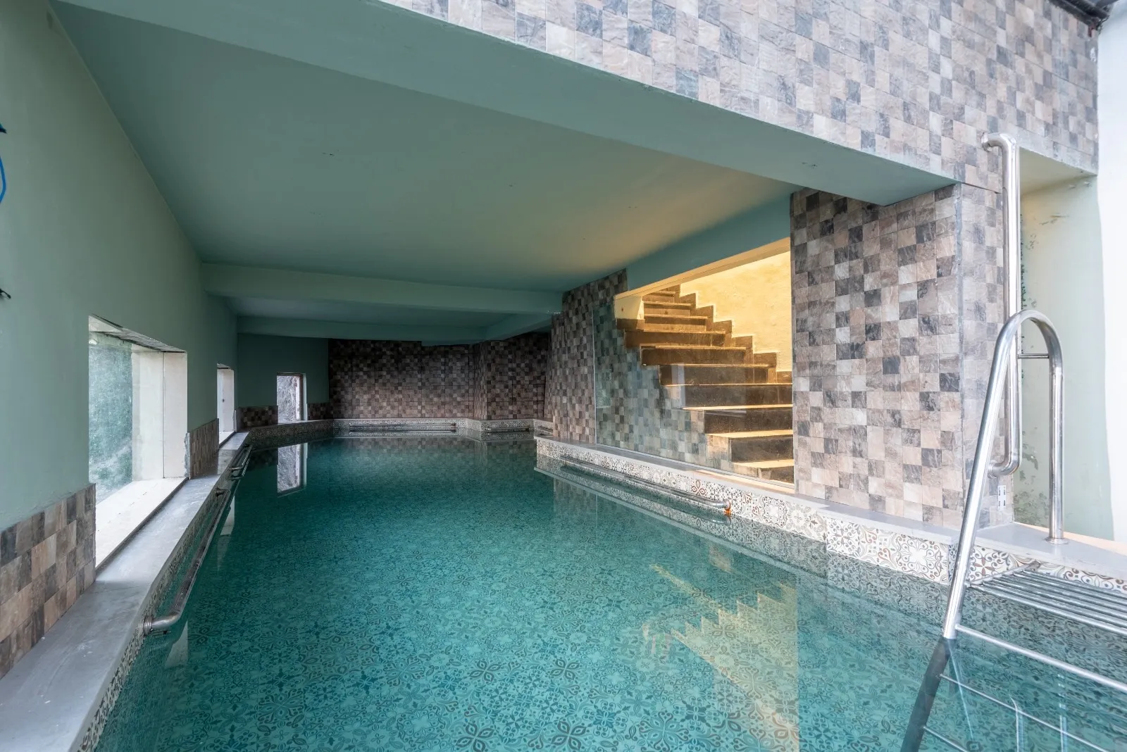 DLS Highland resort and Spa Swimming Pool