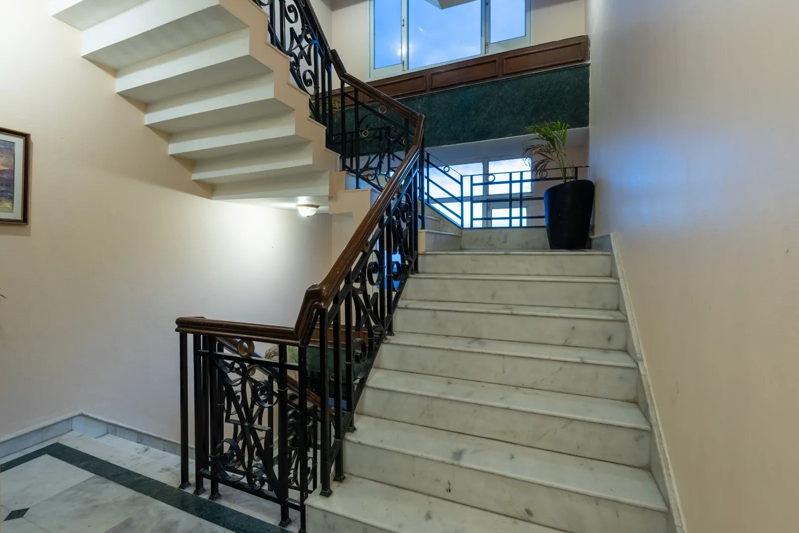 DLS Hotel Pearl Common Area