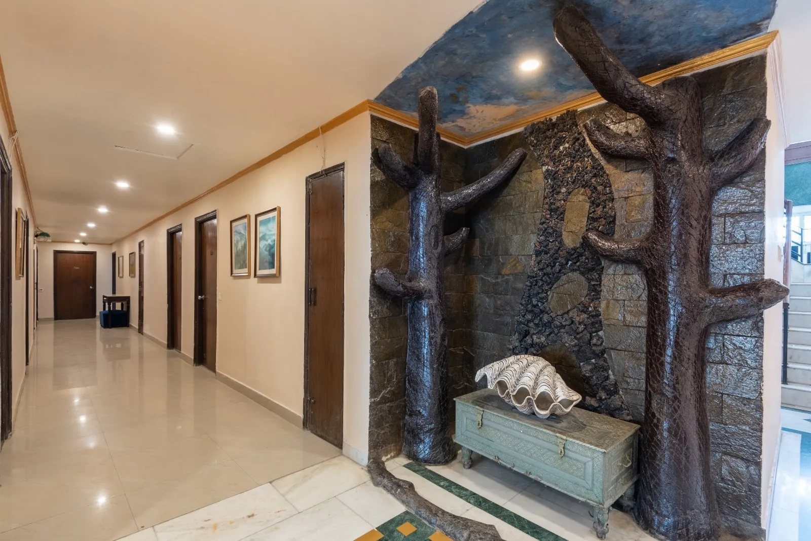 DLS Hotel Pearl Common Area