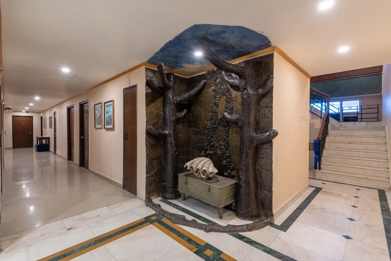 DLS Hotel Pearl Common Area