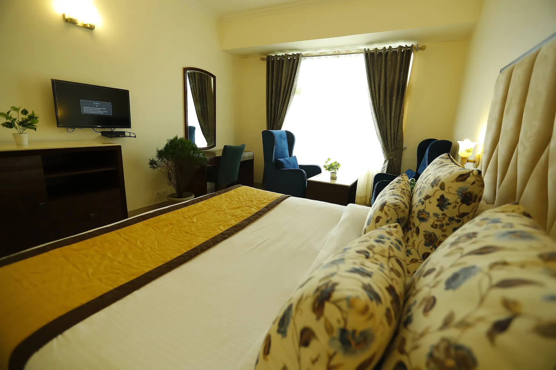 DLS Hotel Pearl Common Area