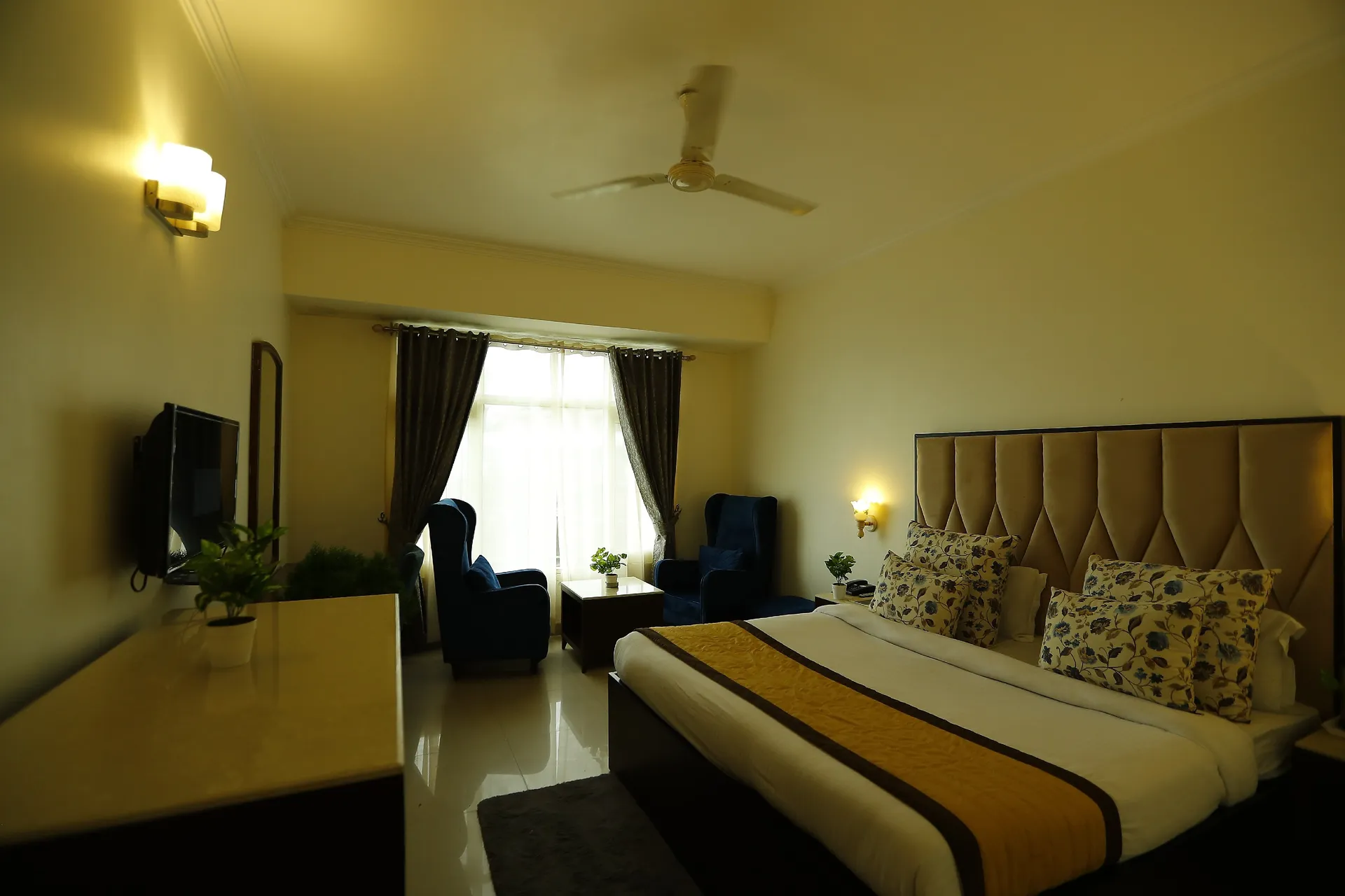 DLS Hotel Pearl Common Area