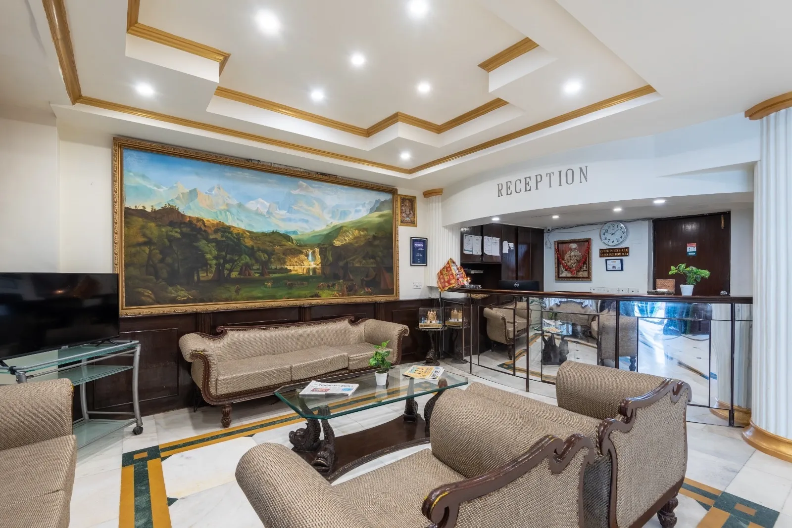 DLS Hotel Pearl Reception