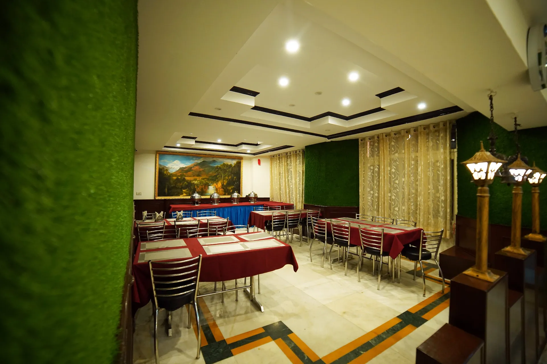 DLS Hotel Pearl Restaurant