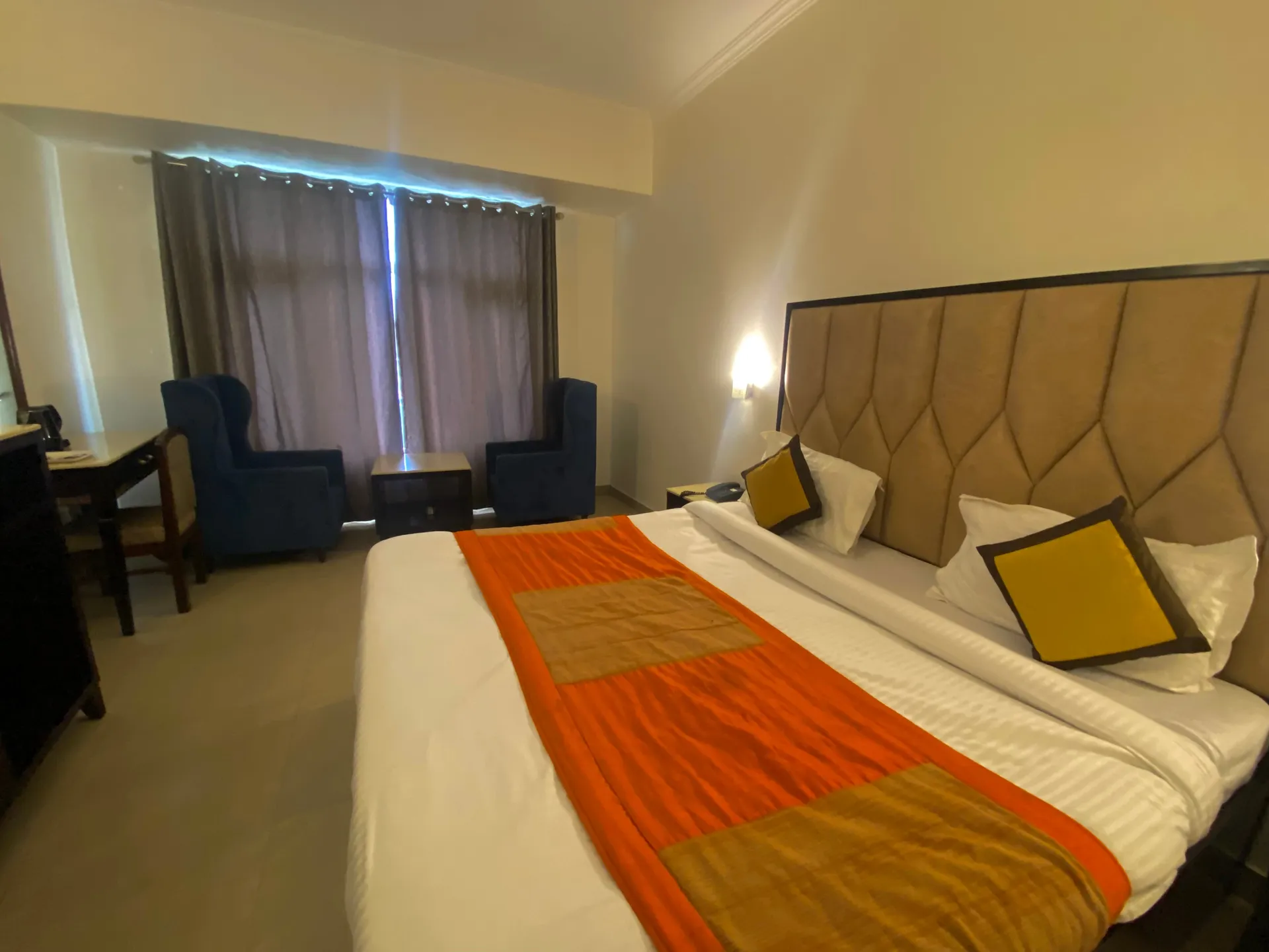 DLS Hotel Pearl Room