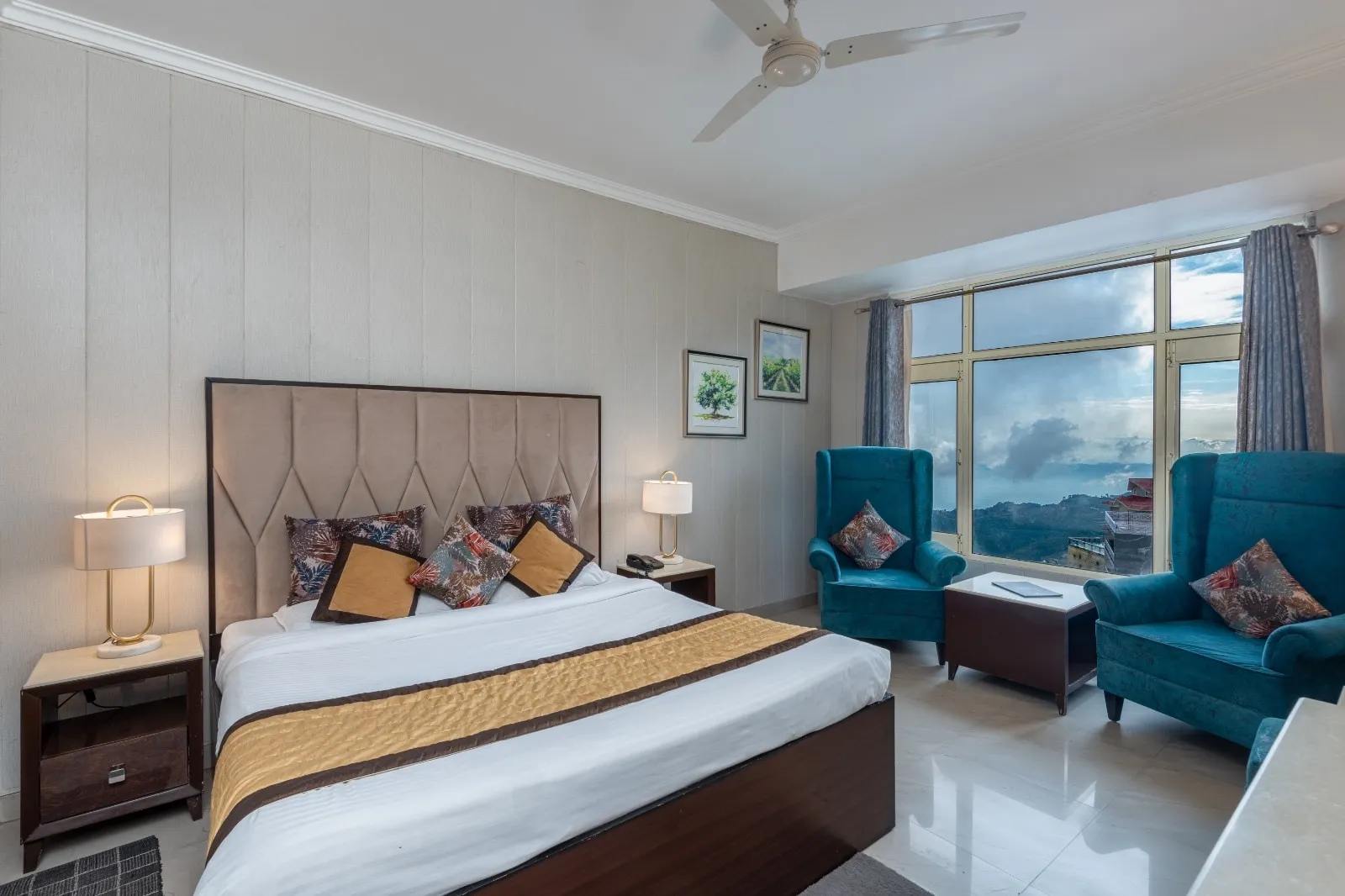 DLS Hotel Pearl Room