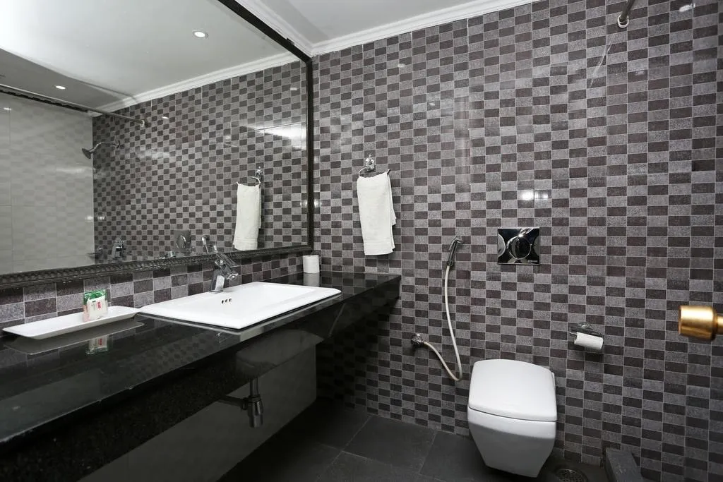 DLS Hotel Pearl Room