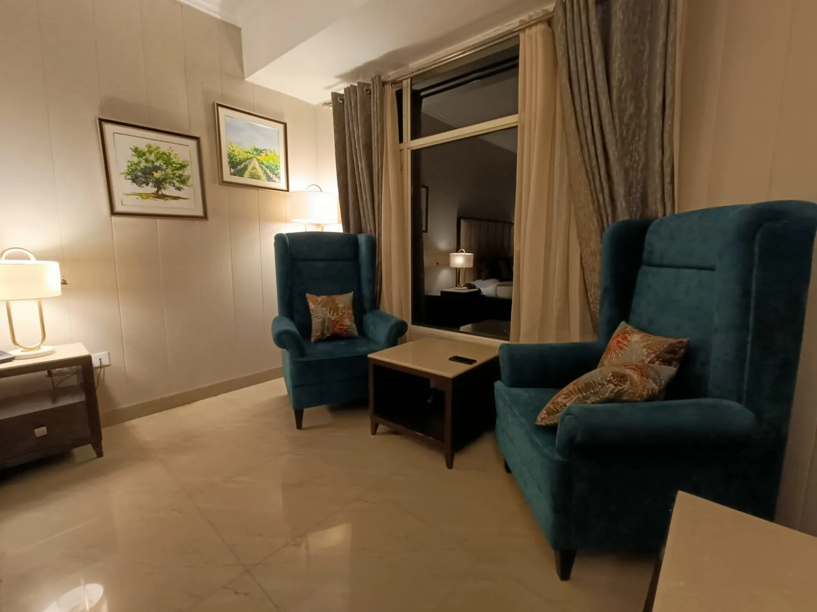 DLS Hotel Pearl Room