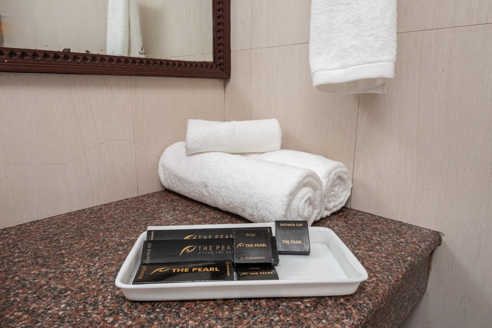 DLS Hotel Pearl Room