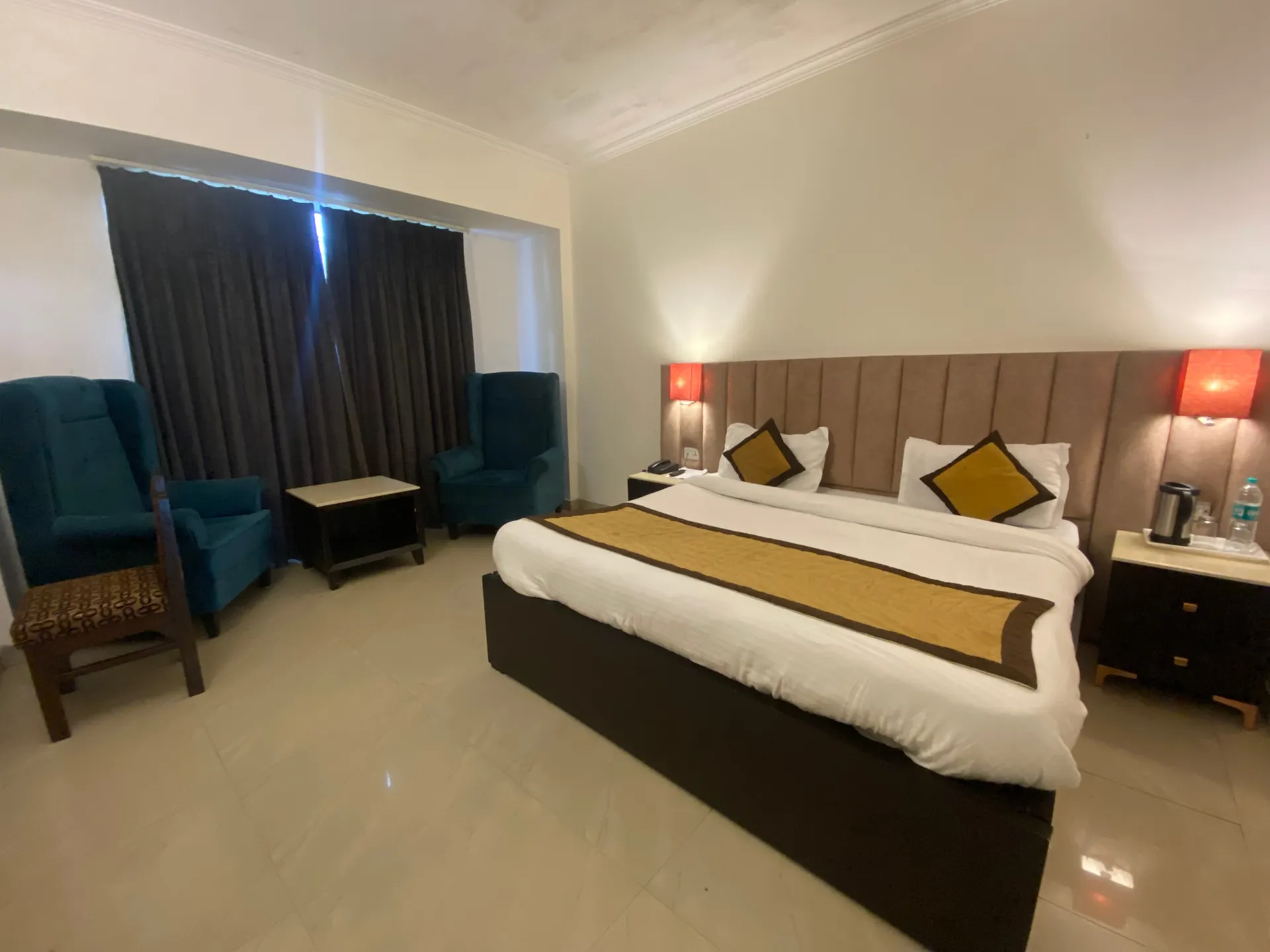 DLS Hotel Pearl Room