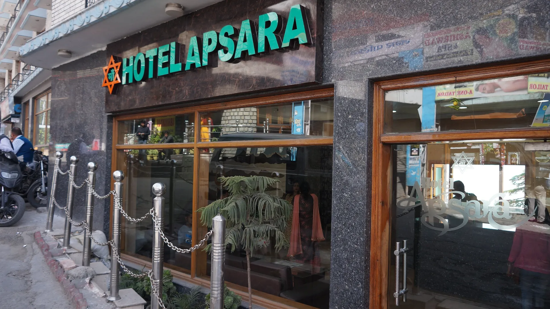 Hotel Apsara Entrance