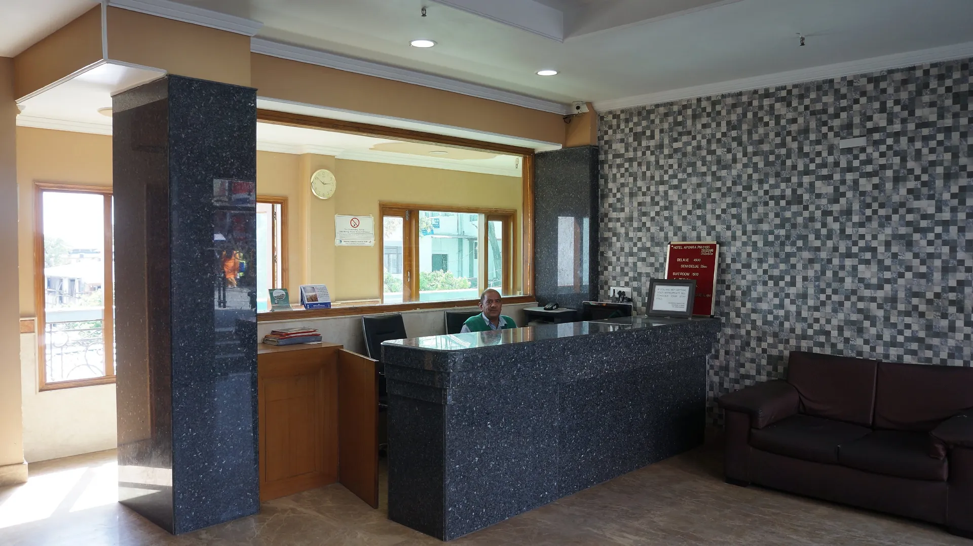 Hotel Apsara Reception