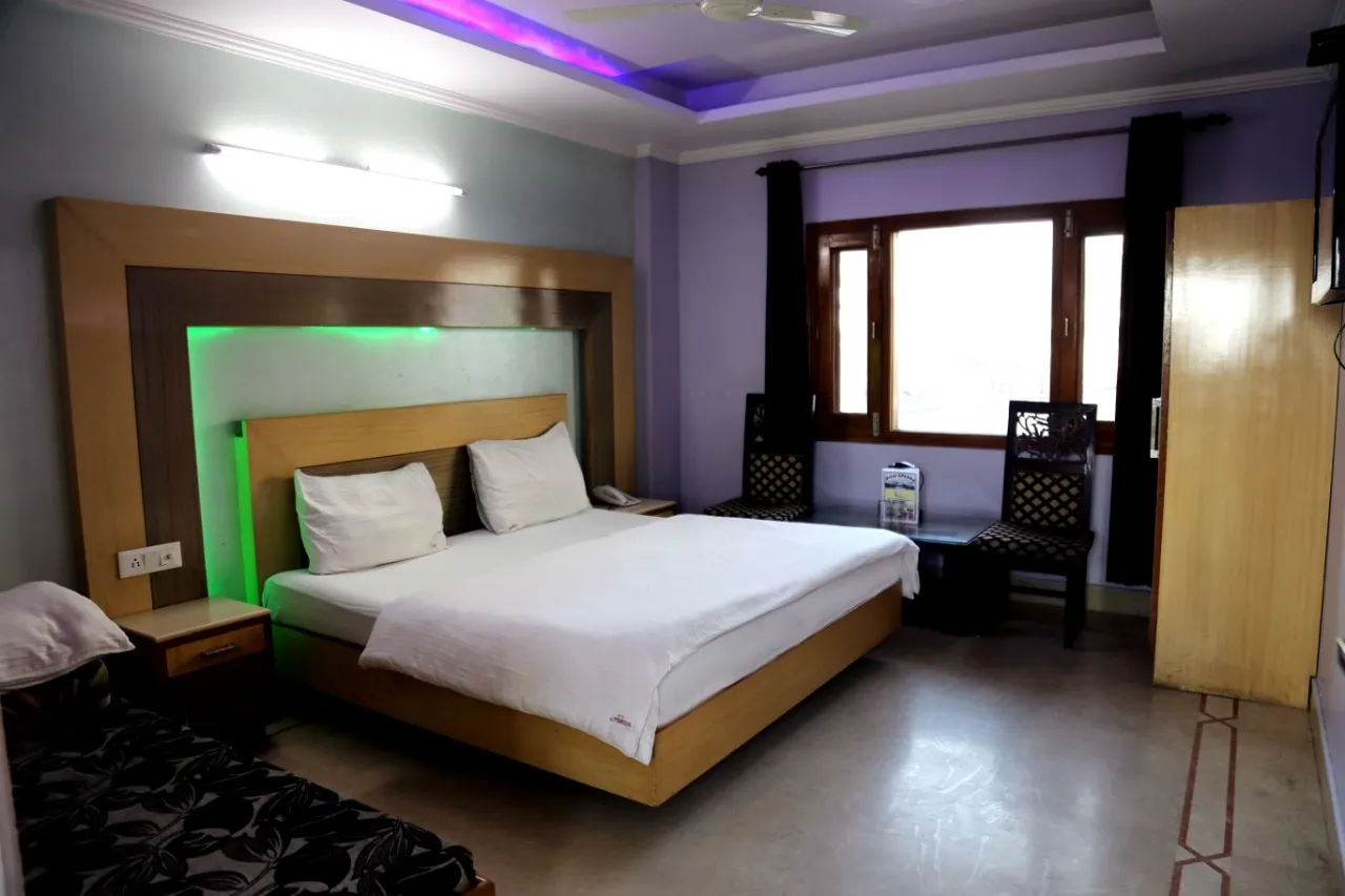 Hotel Apsara Room