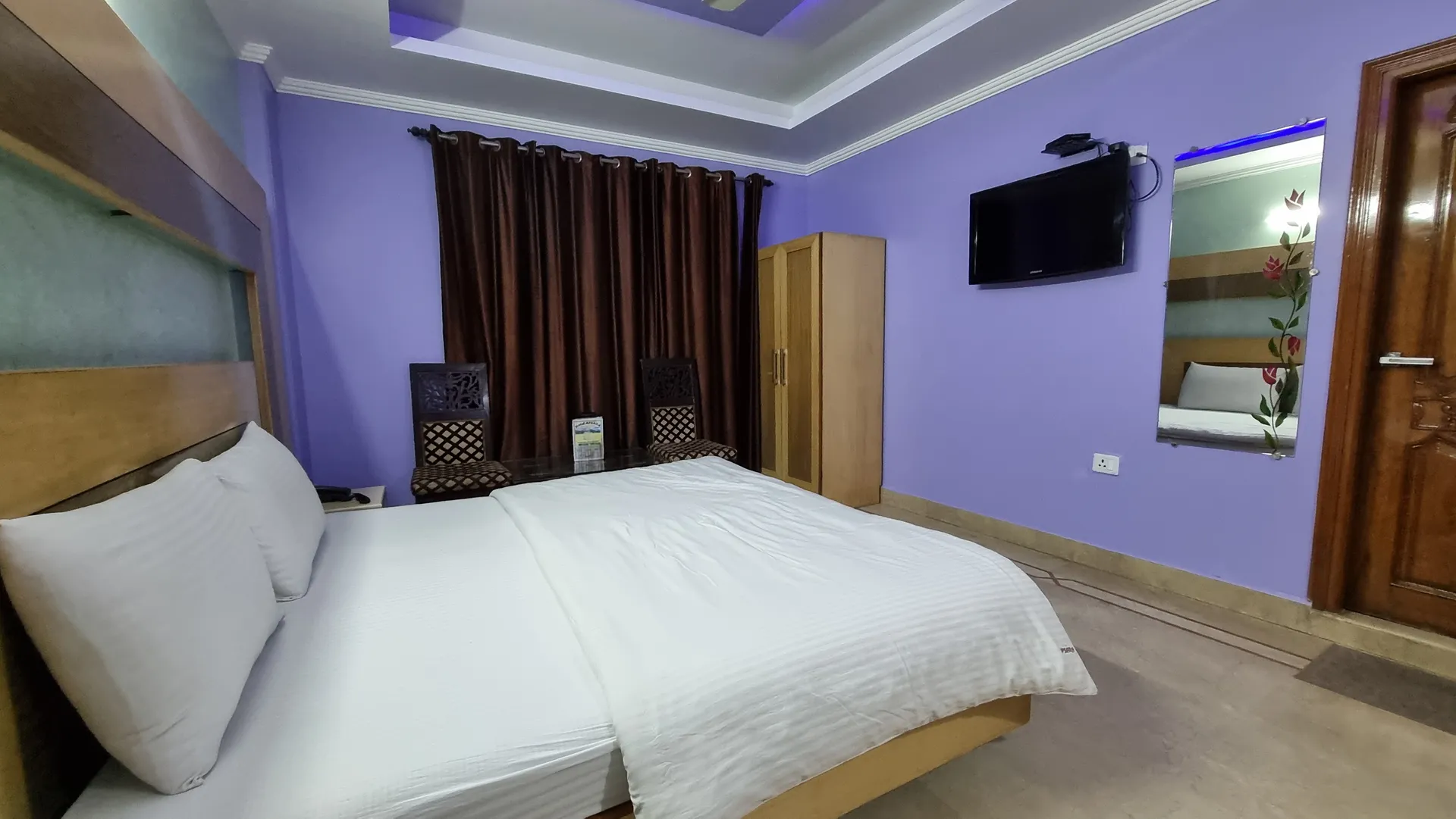 Hotel Apsara Room
